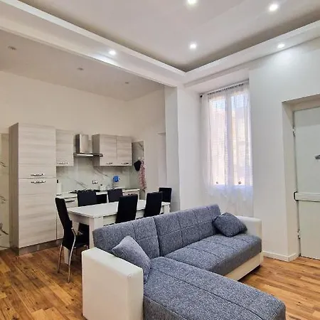 Apartment Rewind
